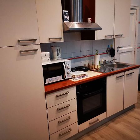 Casa Cupiello Via Chiaia - Casa Vacanze Ad Uso Esclusivo Неаполь Экстерьер фото