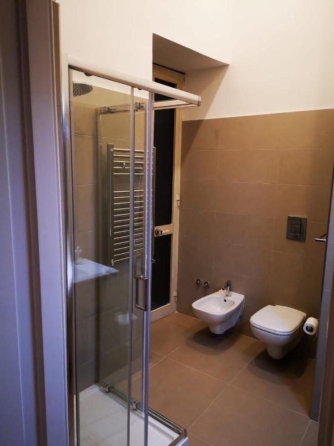 Casa Cupiello Via Chiaia - Casa Vacanze Ad Uso Esclusivo Неаполь Экстерьер фото