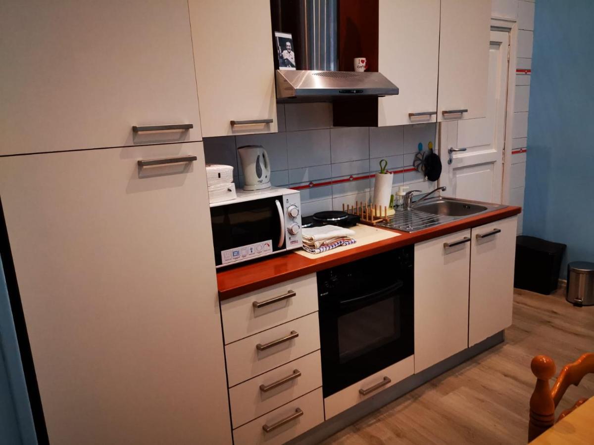 Casa Cupiello Via Chiaia - Casa Vacanze Ad Uso Esclusivo Неаполь Экстерьер фото