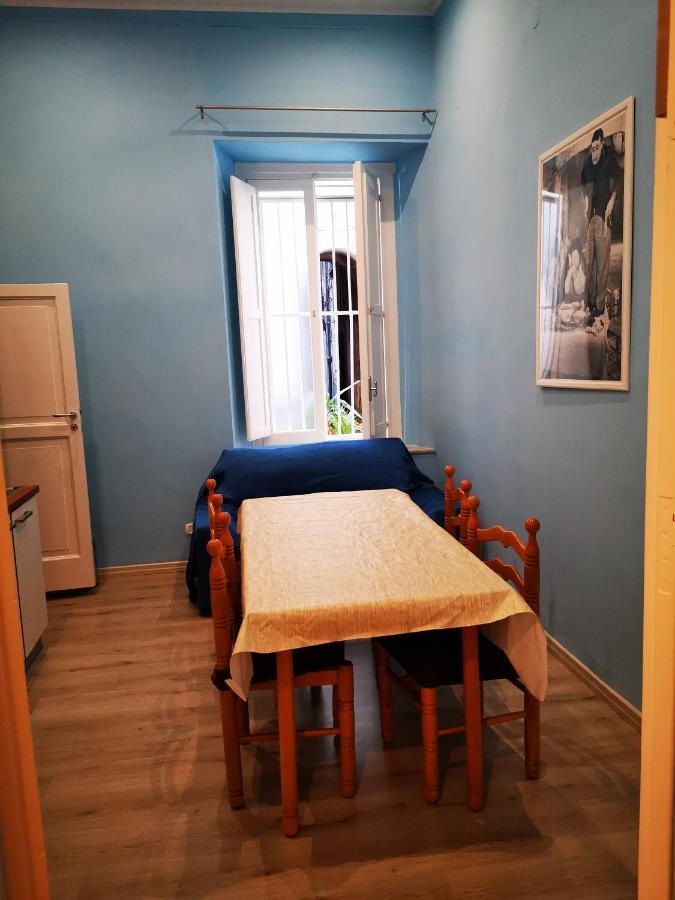 Casa Cupiello Via Chiaia - Casa Vacanze Ad Uso Esclusivo Неаполь Экстерьер фото